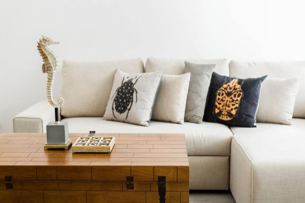 Neem 31 Comfortable, Luxury Apartment 10 Min To The Beach 툴룸 외부 사진